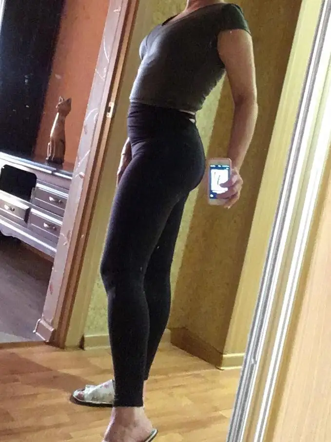 На рост 156 садятся по фото)) наверное, размер XS сел бы плотнее))