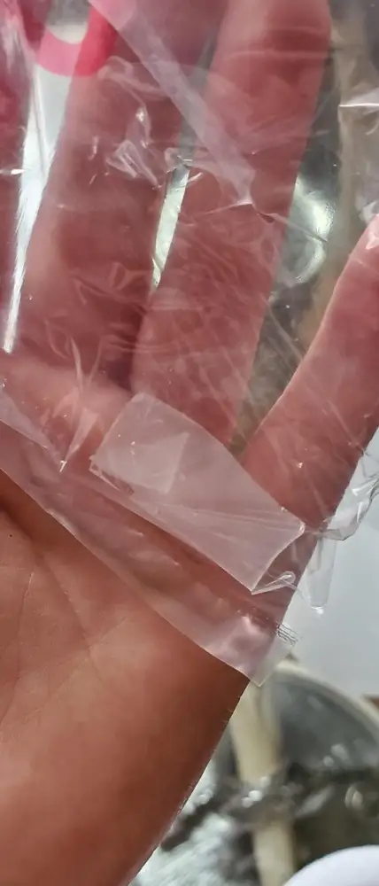 Доставили с разбитым плафоном.  Просьба осуществить возврат.