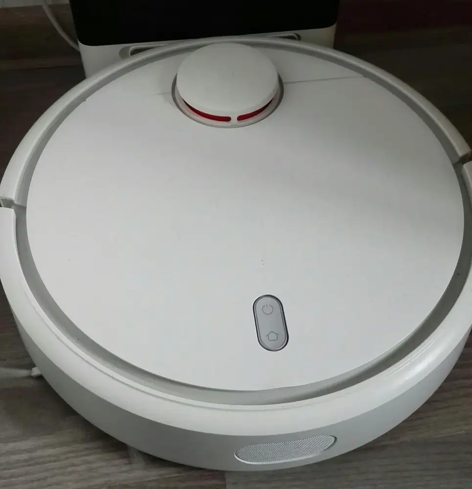 Подошёл для первого Mi Robot Vacuum cleaner