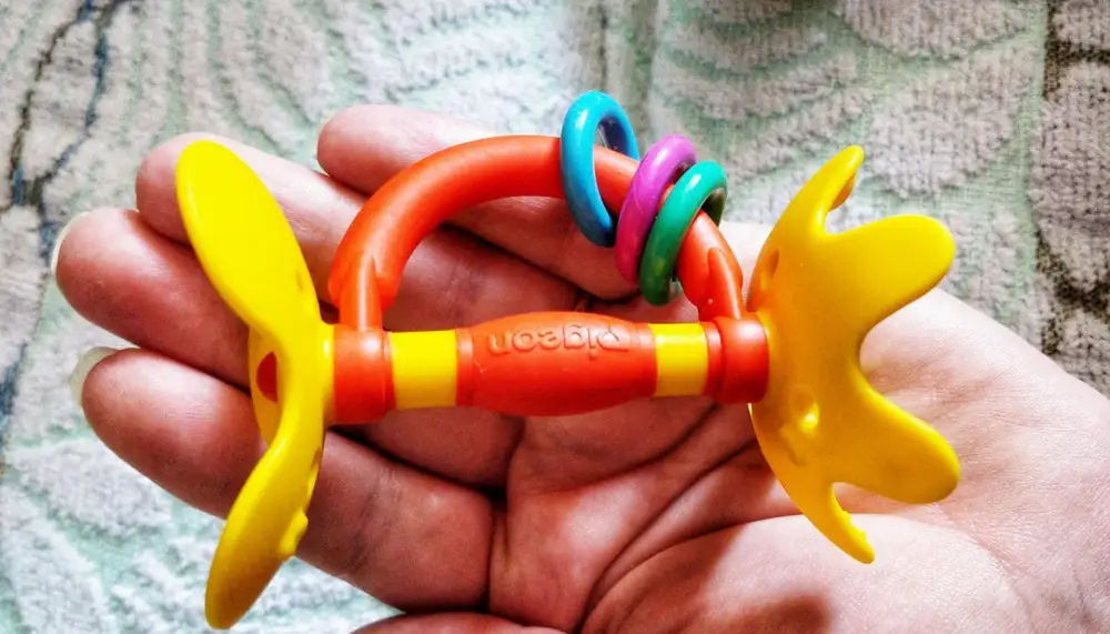 Хорошая, качественная, удобная. Мусолим во рту ее