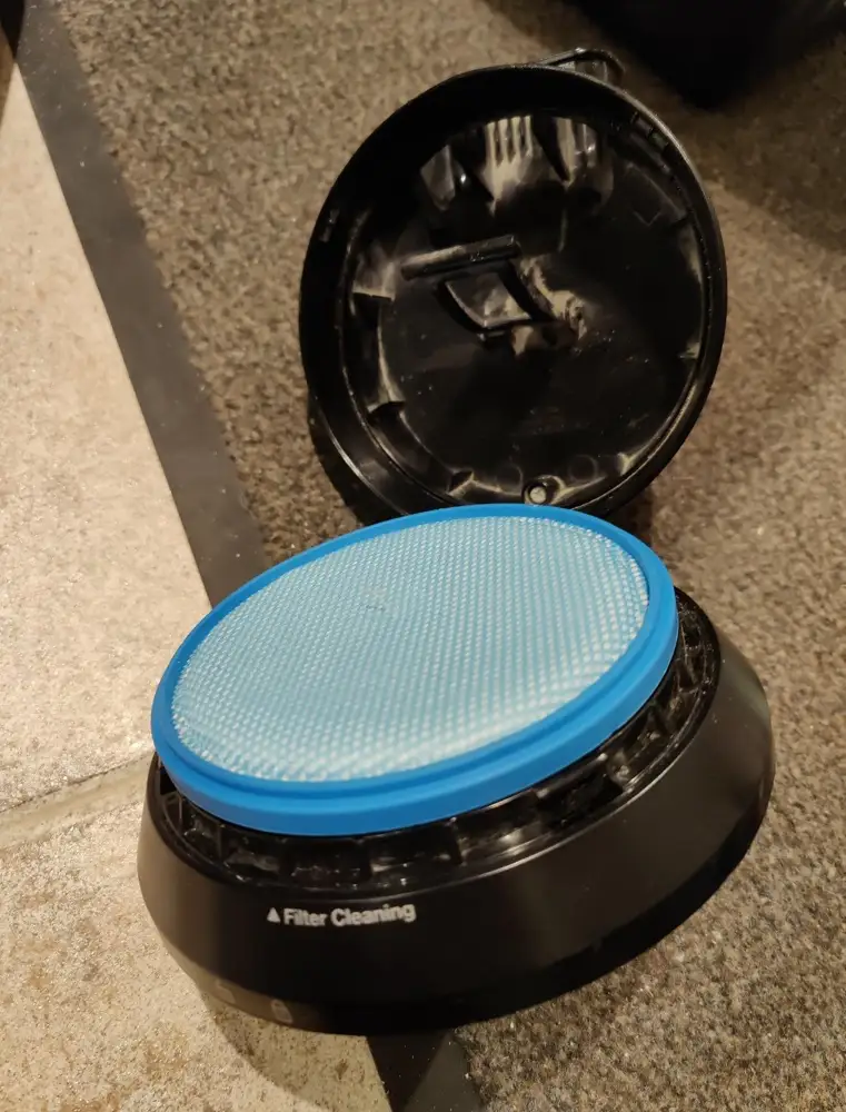 Отлично подошёл к модели Samsung SC21K5136VB. Тянет теперь отлично, плюс почистил стоковый кулер от волос и пыли. Сам фильтр сделан очень качественно, не хуже родного.
