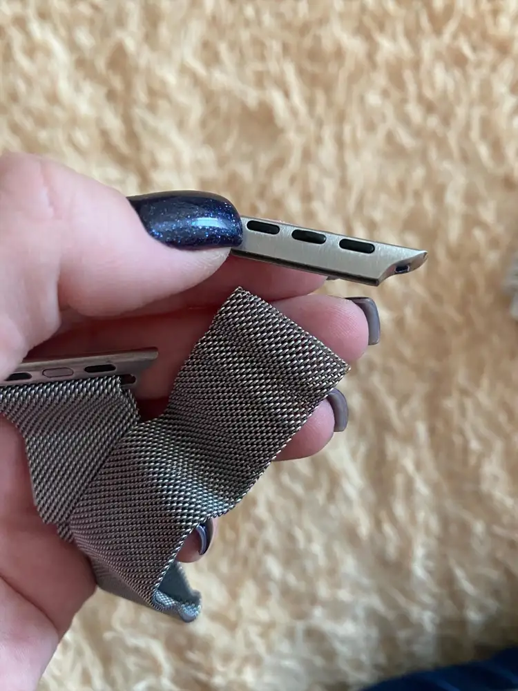 Сначала была в восторге, а потом была мягко сказать расстроена((( через неделю носки, ремешок пришёл в негодность, лучше покупайте оригинал в магазине