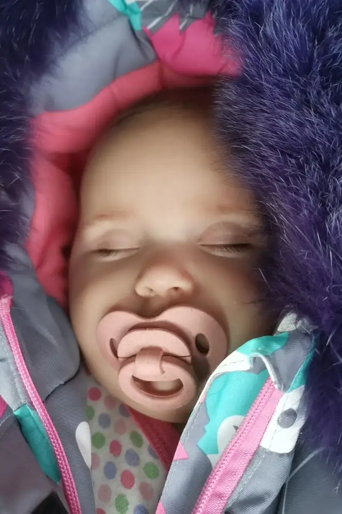 Снимаю одну звезду за лопнутую упаковку в целом пустышка хорошая. 👍