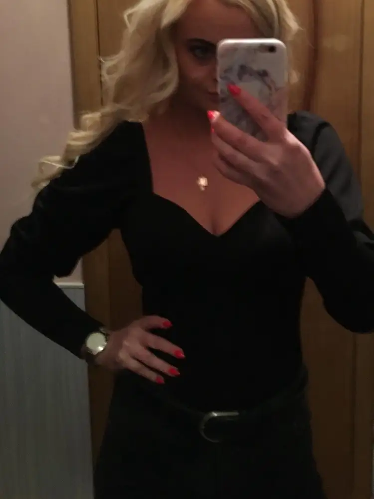 Это просто супер вещь! Я очень довольна, размер в размер. Качество огонь! 