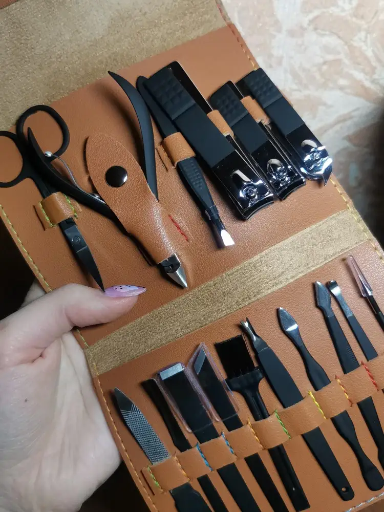 Набор просто супер. Брала мужу в подарок, все целое, острое. Все лезвия сходятся ровно. Очень давольна, спасибо ВБ!