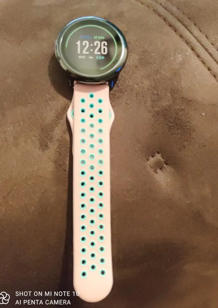 Для Xiaomi Amazfit Pace подошёл идеально. Мягкий, тоненький.