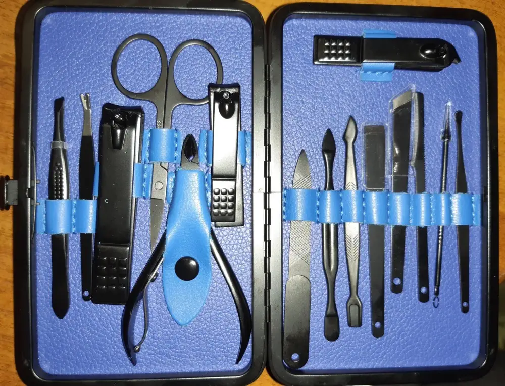 Классный набор!!!Всё заточено, качество металла отличное!Футляр тоже хороший!Всем довольна😊
