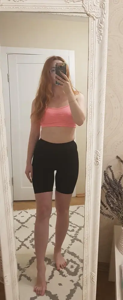 Размеру соответствуют, 42 размер подошел на ОБ 93, ОТ 65, рост 163. Соотношение цена-качество 👍 Не просвечивают, но белье надо бесшовное.