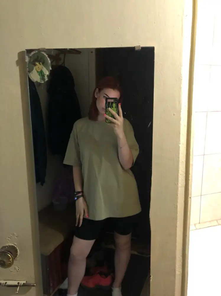 Девочки 🔥🤟качество 👍Мягкая)на свой 44-46 взяла 48-50👍