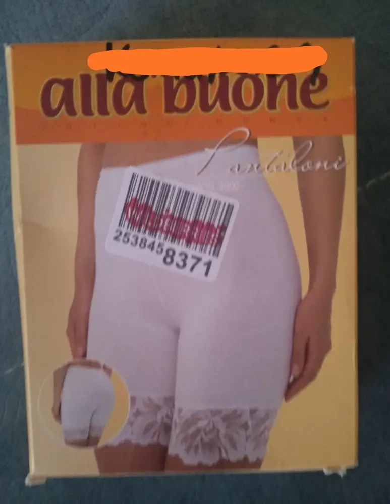 Ко мне пришли в хорошей  закрытой упаковке. Хорошие и на ощупь, и в носке. Но! На ОБ 108 заказала размер  М, наверно можно было и S все равно бы хорошо сели😀 Хорошо тянутся, кружева тоже отличные, в жару немного в них жарко, но ноги не натирают, не собираются. Высокая талия, можно подтянуть до пупка,после месяца ношения немного вытянулись. Не обтягивают. Хороший товар!