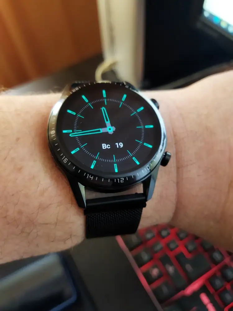 На смарт-часы Huawei Watch GT 2 (46 мм) ремешок подошел идеально.