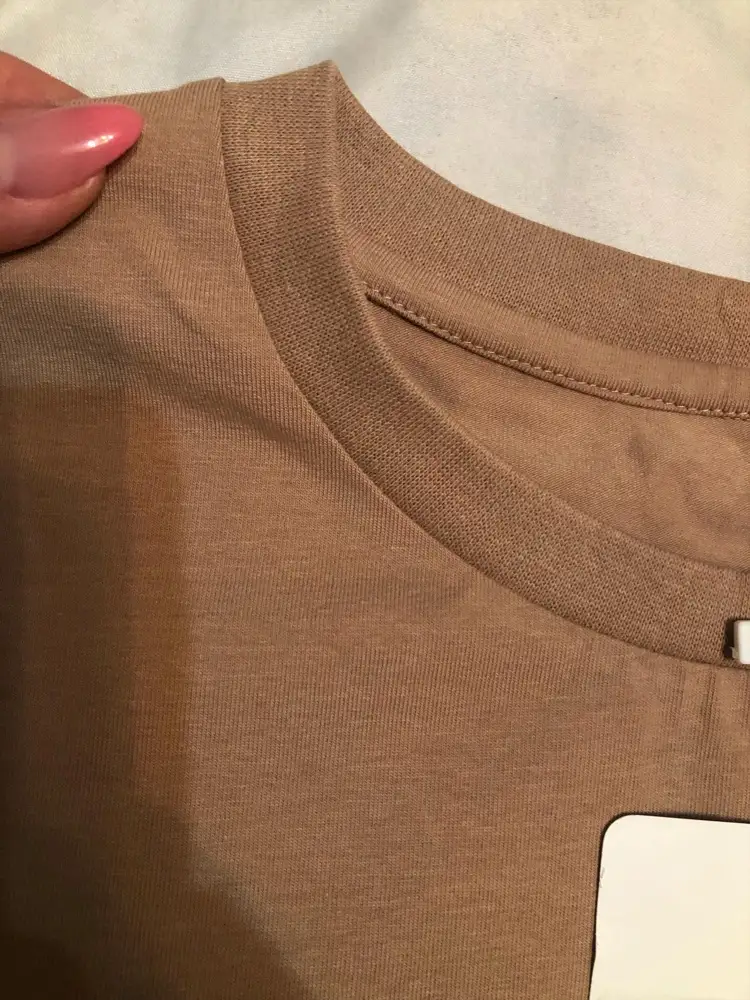 Девочки очень хорошее качество , реально плотная ткань, но удобная ! Взяла за 430 руб!