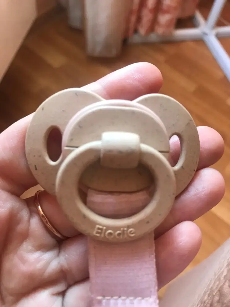 Товар темнее чем на фото