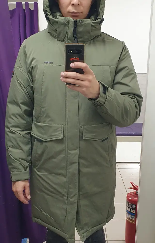 Куртка супер, аккуратно сшит😊 сам ношу 50 размер) решил взять куртку 52 ) все подошло.