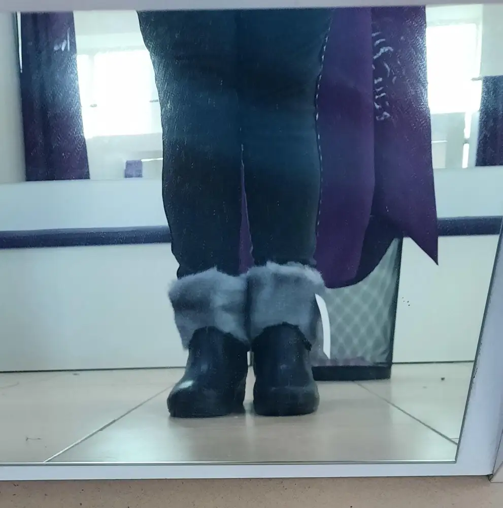 Классные легкие,теплые..соответсвуют размеру