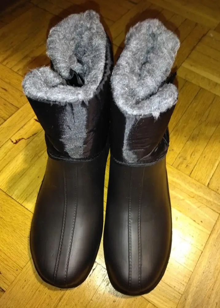 Цена несколько завышена. Сойдёт для сельской местности.