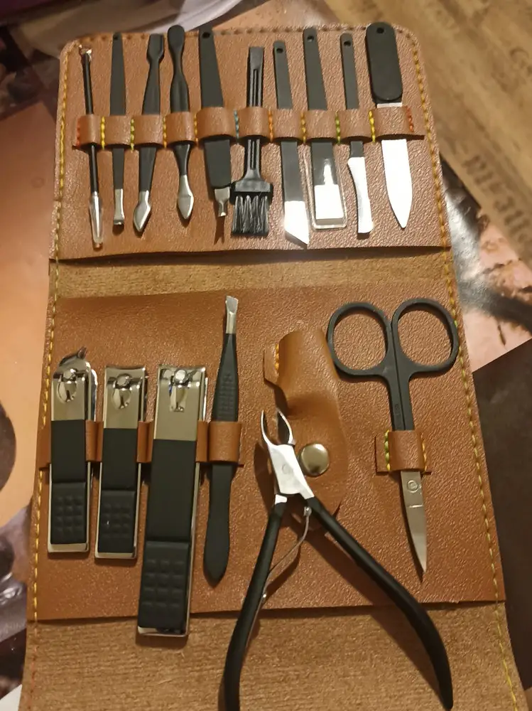 Набор безупречен!!!!!наточен прекрасно,сталь настоящая,согнуть невозможно!!!!роскошный набор!!!!,огромное спасибо производителю!!!!!